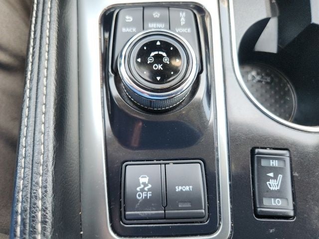 2022 Nissan Maxima SV