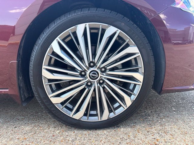 2024 Nissan Altima 2.5 SL