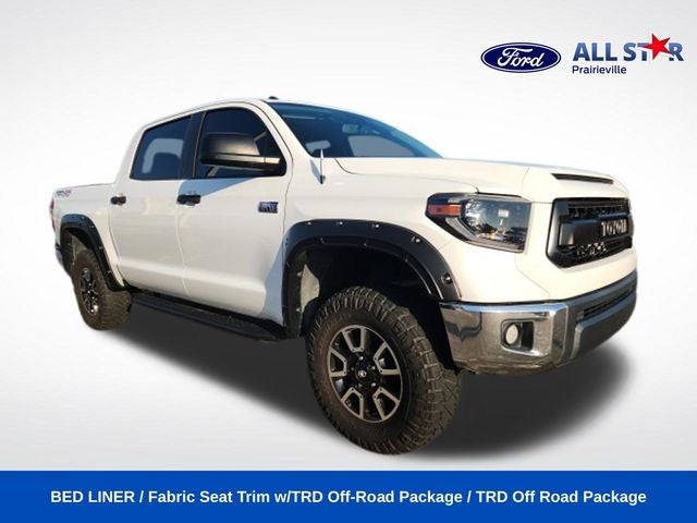 2015 Toyota Tundra 5.7 Auto 4WD FFV SR5 Crew Max's photo
