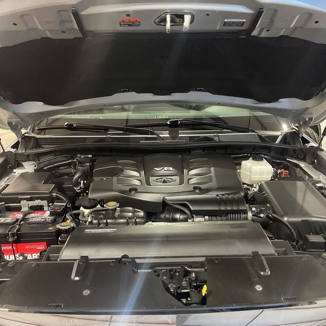 2023 INFINITI QX80 LUXE