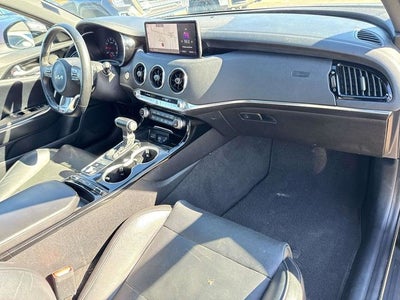 2022 Kia Stinger GT-Line