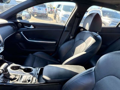 2022 Kia Stinger GT-Line