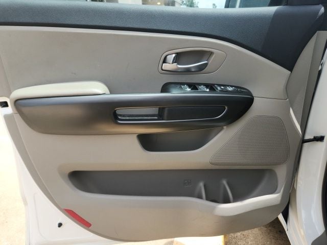 2021 Kia Sedona LX