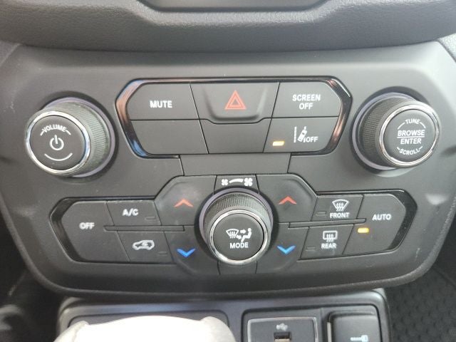 2023 Jeep Renegade Altitude
