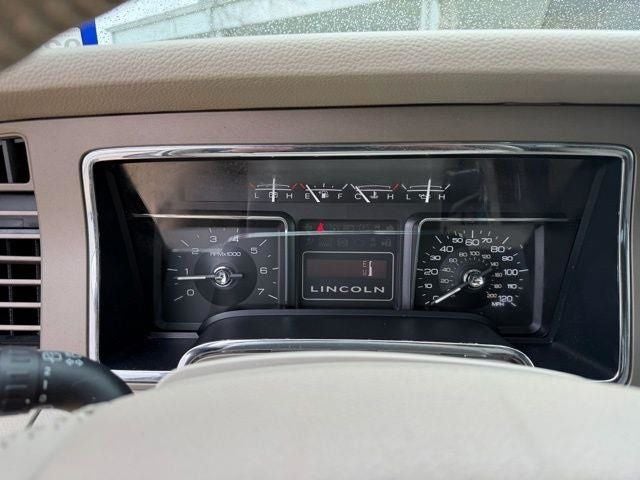 2012 Lincoln Navigator Base