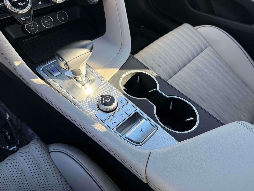 2023 Genesis G70 2.0T Sport Prestige