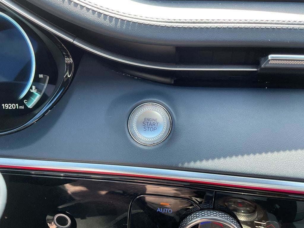 2023 Genesis GV70 2.5T