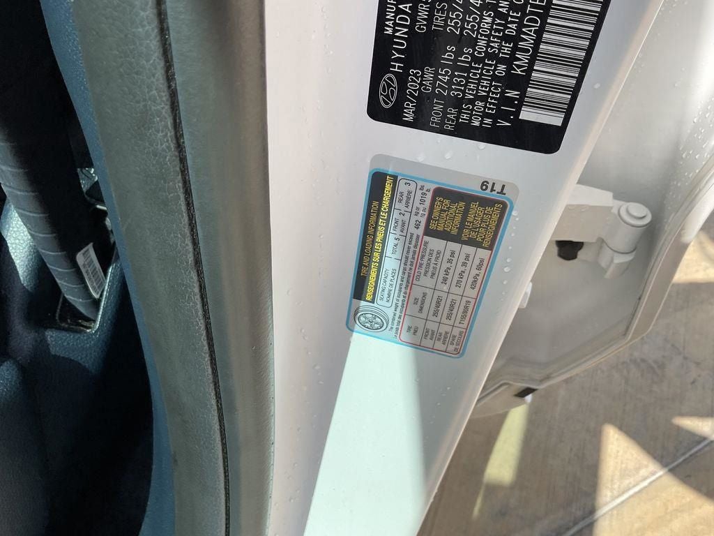 2023 Genesis GV70 2.5T