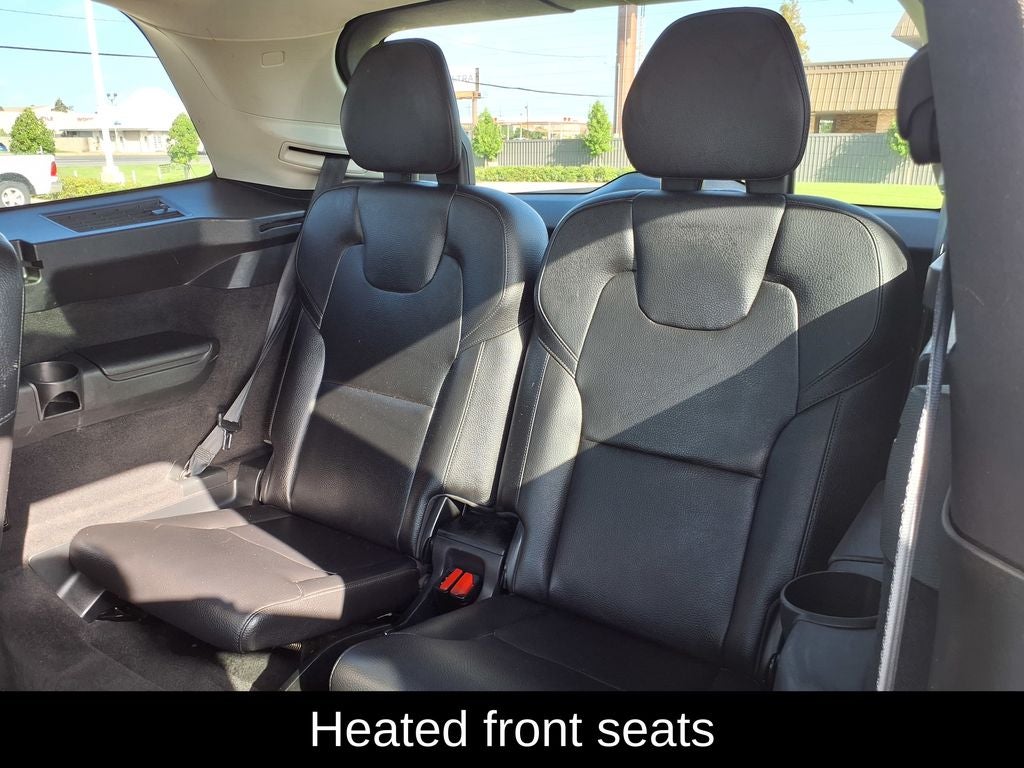 2020 Volvo XC90 T6 Momentum
