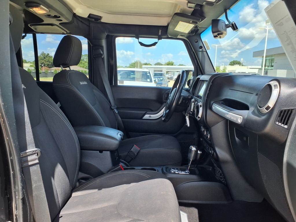 2018 Jeep Wrangler JK Unlimited Sahara