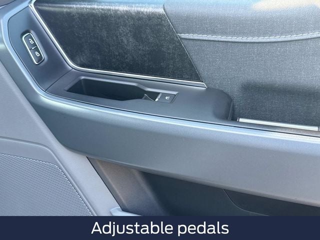 2023 Ford F-150 Lightning XLT