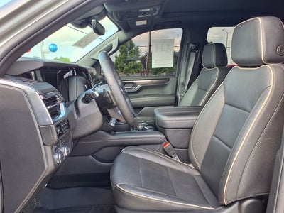 2025 GMC Yukon Elevation