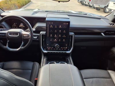2025 GMC Yukon Elevation