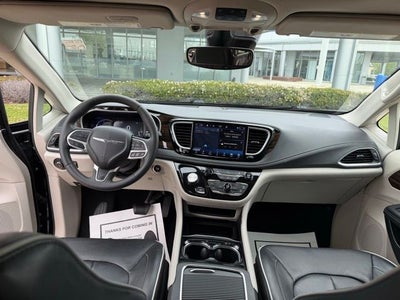 2023 Chrysler Pacifica Hybrid Limited