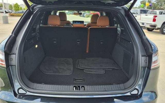 2022 Lincoln Nautilus Black Label