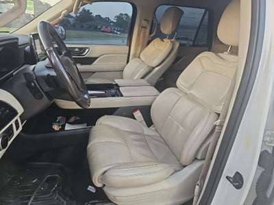 2019 Lincoln Navigator L Select