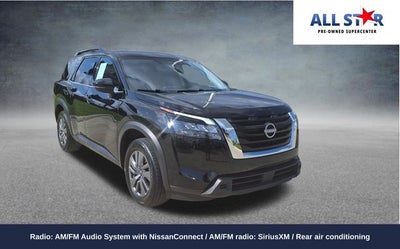 2025 Nissan Pathfinder SV