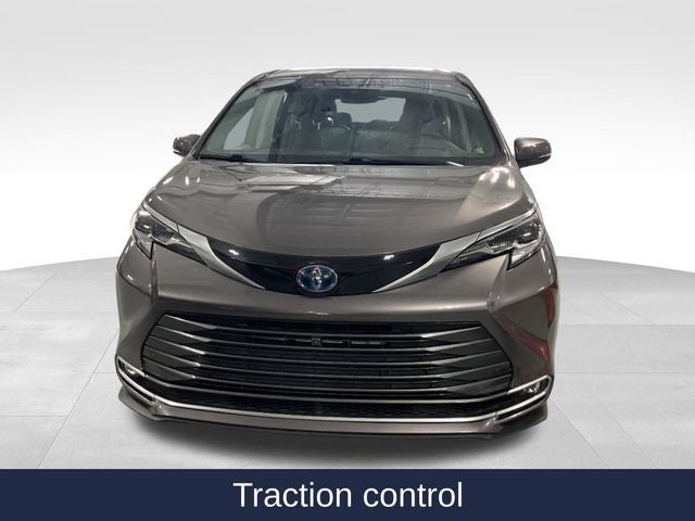 2021 Toyota Sienna Platinum 7 Passenger