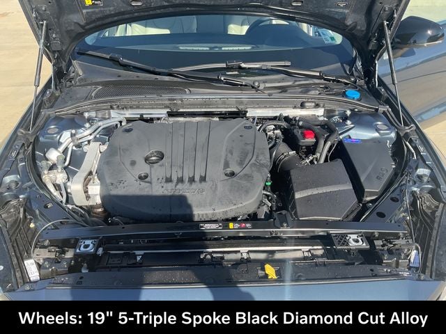 2023 Volvo S60 B5 Plus Dark Theme