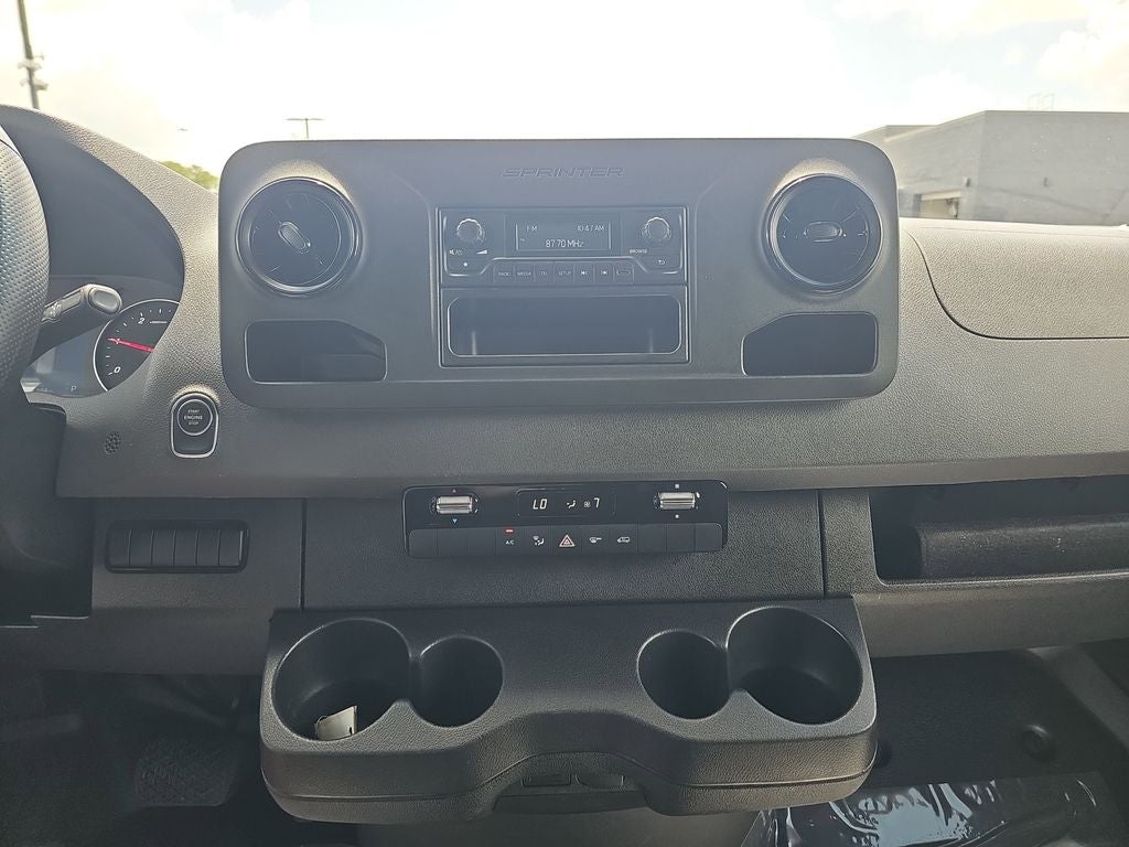 2025 Mercedes-Benz Sprinter 2500 Cargo 144 WB