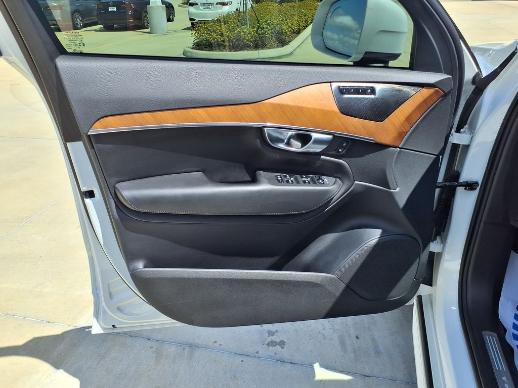 2023 Volvo XC90 B6 Plus 6-Seater