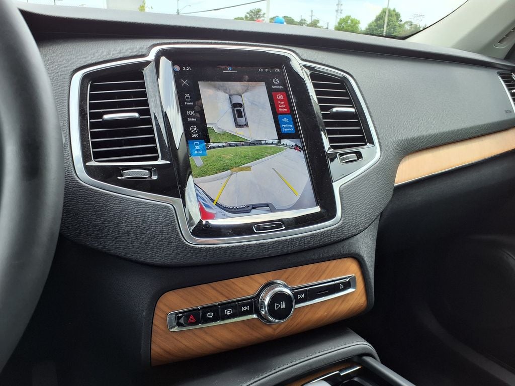 2024 Volvo XC90 B6 Plus Bright Theme 6-Seater