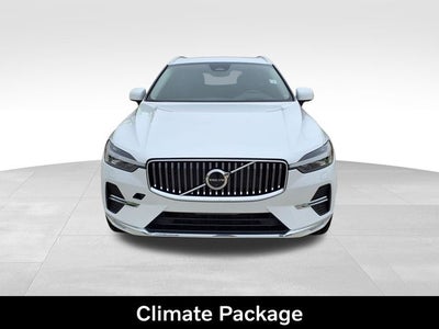 2023 Volvo XC60 B5 Ultimate Bright Theme
