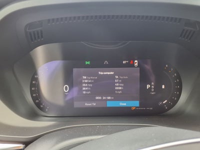 2023 Volvo XC60 B5 Plus Bright Theme