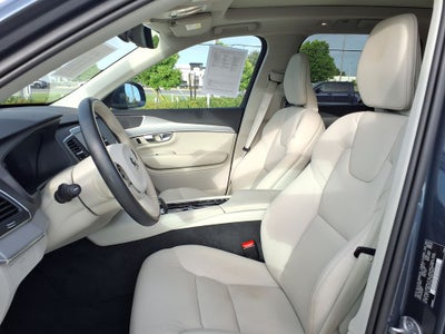 2024 Volvo XC90 B5 Core