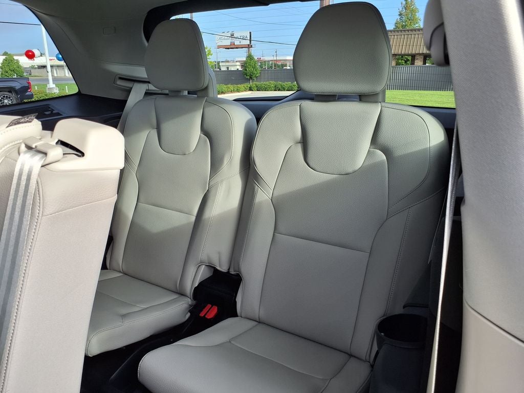 2024 Volvo XC90 B5 Core