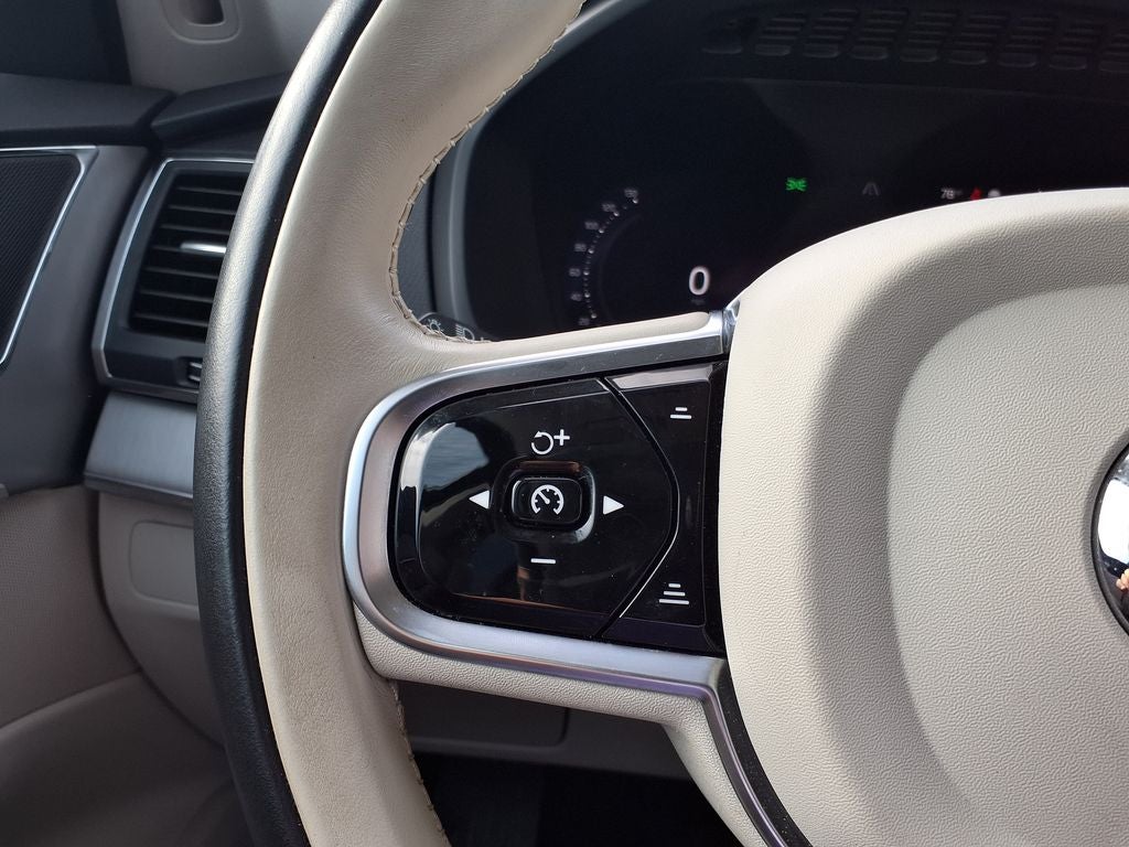2024 Volvo XC90 B5 Core