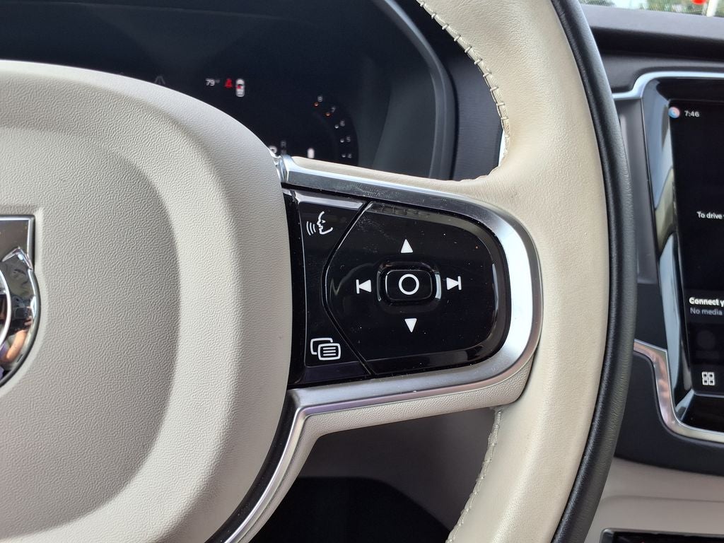 2024 Volvo XC90 B5 Core