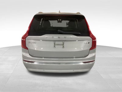 2023 Volvo XC90 B5 Plus