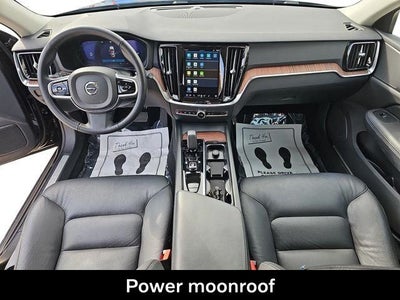 2025 Volvo V60 Cross Country B5 Plus