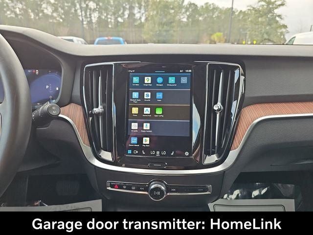 2025 Volvo V60 Cross Country B5 Plus