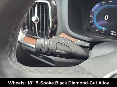 2025 Volvo V60 Cross Country B5 Plus