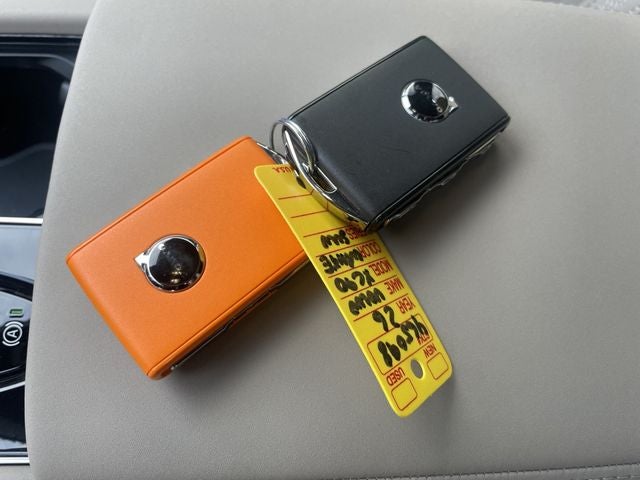 2026 Volvo XC90 B5 Plus