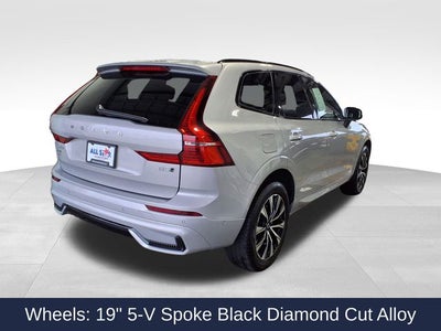 2025 Volvo XC60 B5 Plus