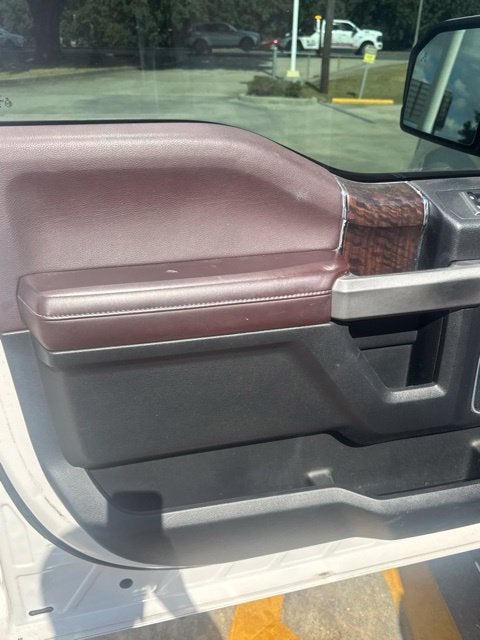 2015 Ford F-150 Platinum