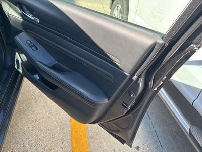 2020 Nissan Altima 2.0 SR