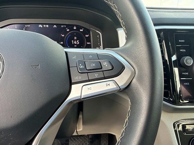 2022 Volkswagen Atlas 3.6L V6 SE w/Technology