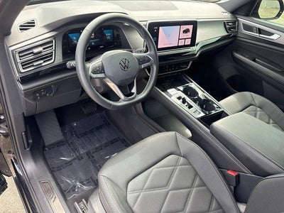 2024 Volkswagen Atlas Cross Sport 2.0T SE w/Technology