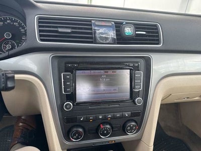 2015 Volkswagen Passat 1.8T Limited Edition