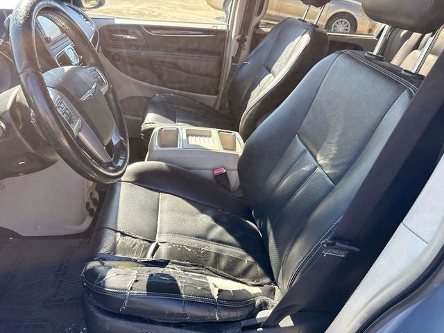 2012 Chrysler Town & Country Touring-L