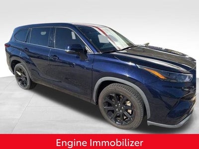 2022 Toyota Highlander L