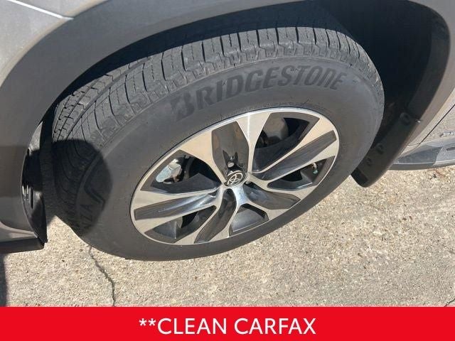 2025 Toyota Highlander Hybrid XLE