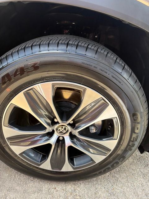 2026 Toyota Highlander Hybrid XLE