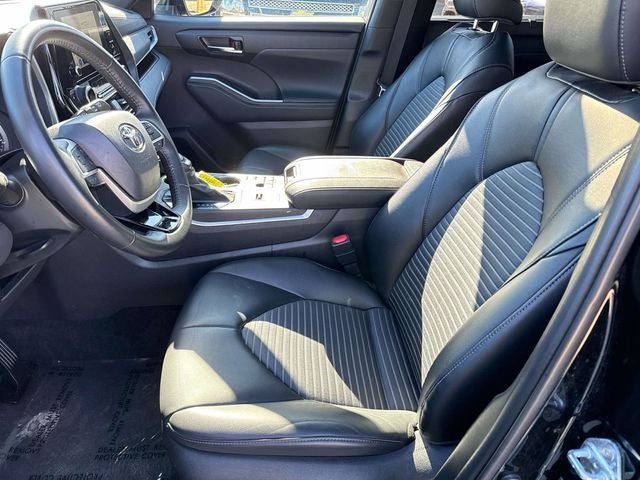 2024 Toyota Highlander XSE