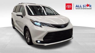 2025 Toyota Sienna XLE 8 Passenger