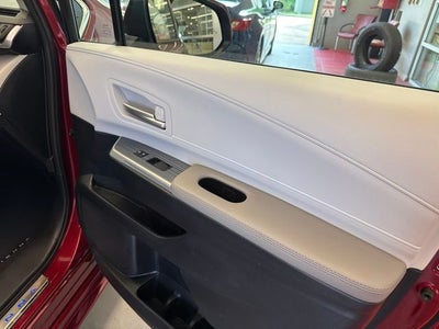 2026 Toyota Sienna XLE 8 Passenger